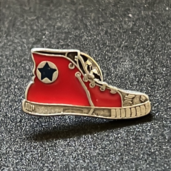 Vintage Silver & Red Enamel Converse High Top Sneaker Lapel Pin - Picture 4 of 4